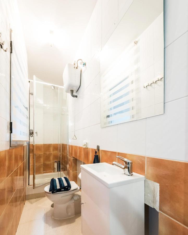 Puerta Del Sol Arrendamiento De Temporada Apartment Madrid Ngoại thất bức ảnh